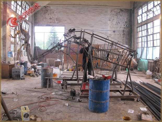 仿真恐龍制作現(xiàn)場-動物制作現(xiàn)場