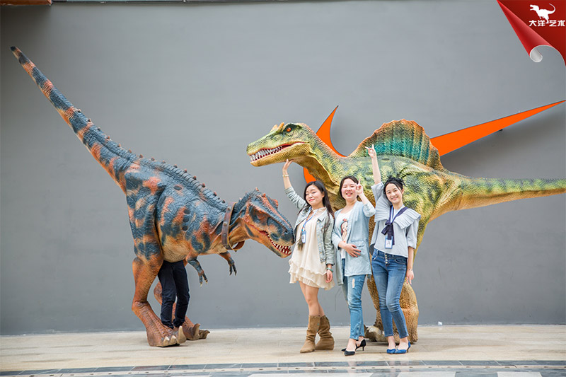 恐龍皮套，恐龍表演服