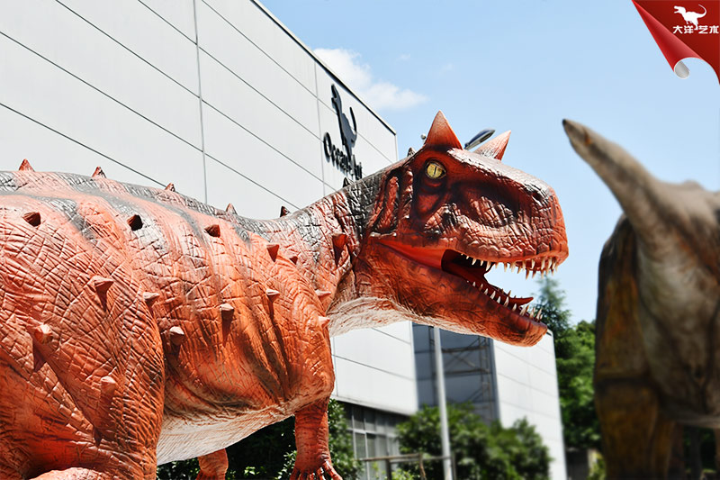 牛龍，大型仿真恐龍模型