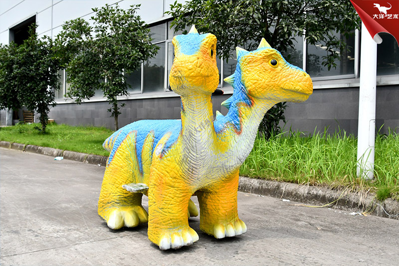 商場(chǎng)廣場(chǎng)恐龍電瓶車，火爆電動(dòng)恐龍車24V無(wú)刷電機(jī)